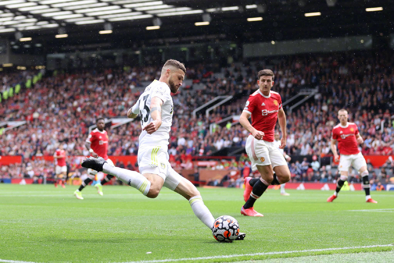 以令人瞩目 以令人瞩目