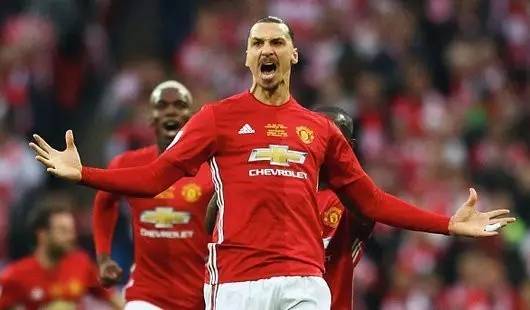 媒体人：胡金秋这个犯规应该给个违体可能更合理点.