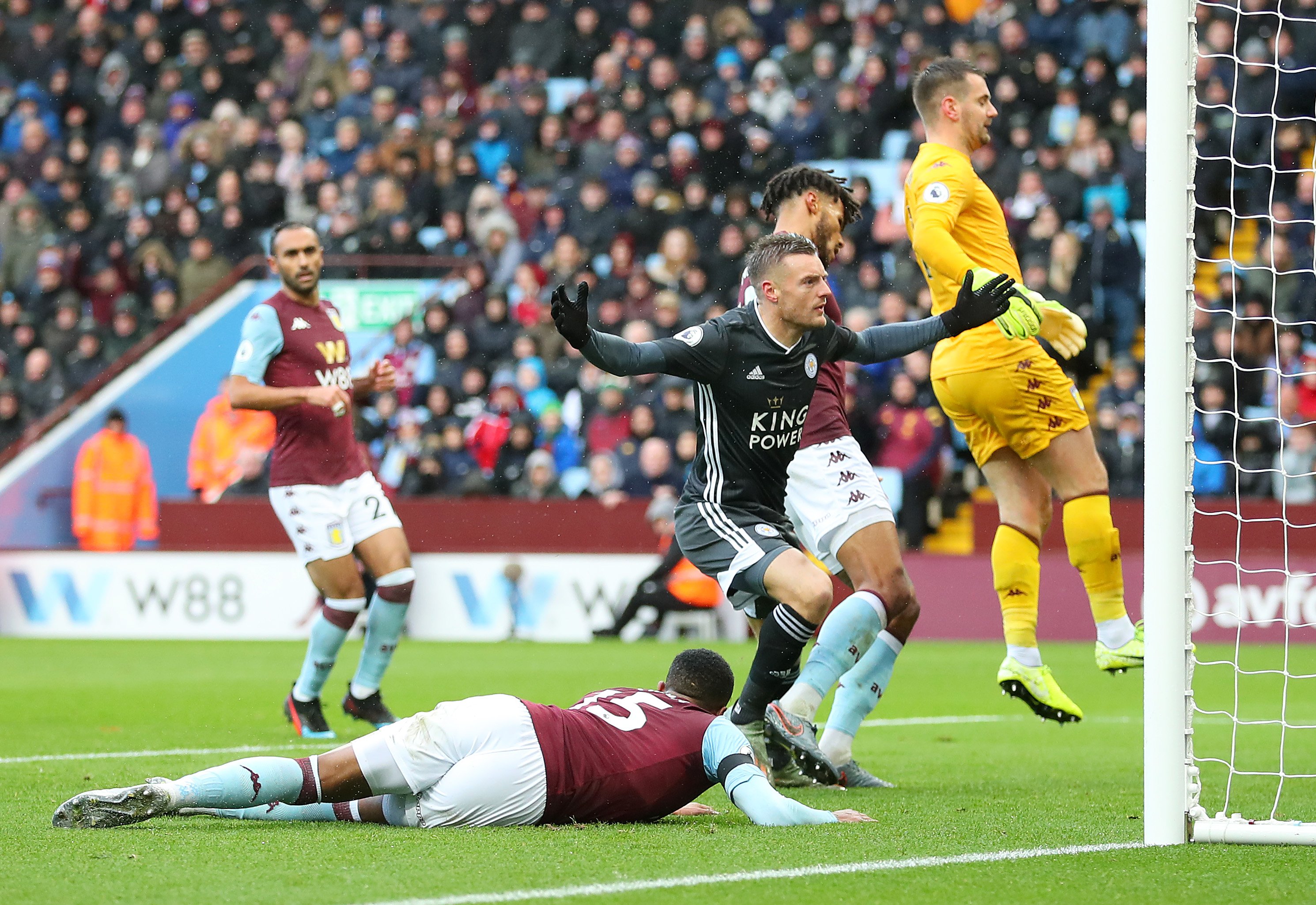 占据了巨大 占据了巨大